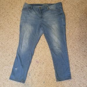 Women's Straight Leg Jeans